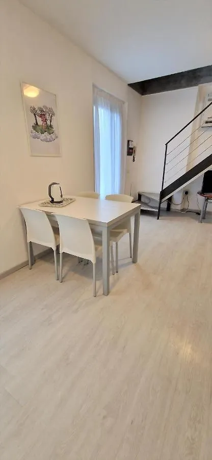 Apartment Residenza XX Settembre Maslianico Italy